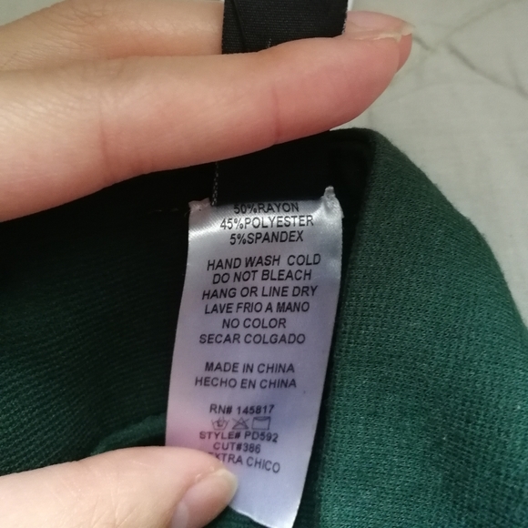 WINDSOR Green bodycon dress Plunge front cutout neck Hunter XS NWT - Picture 7 of 8